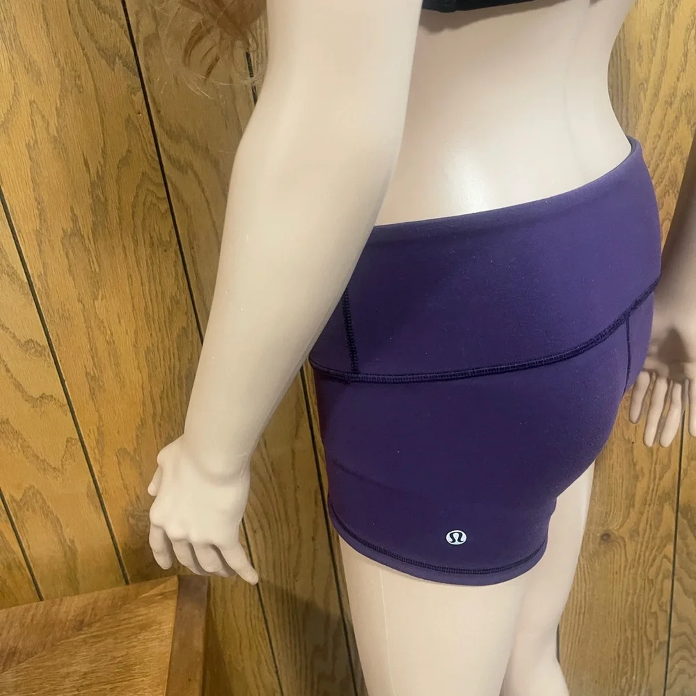 Lululemon" Boogie Shorts - Picture 12 of 16